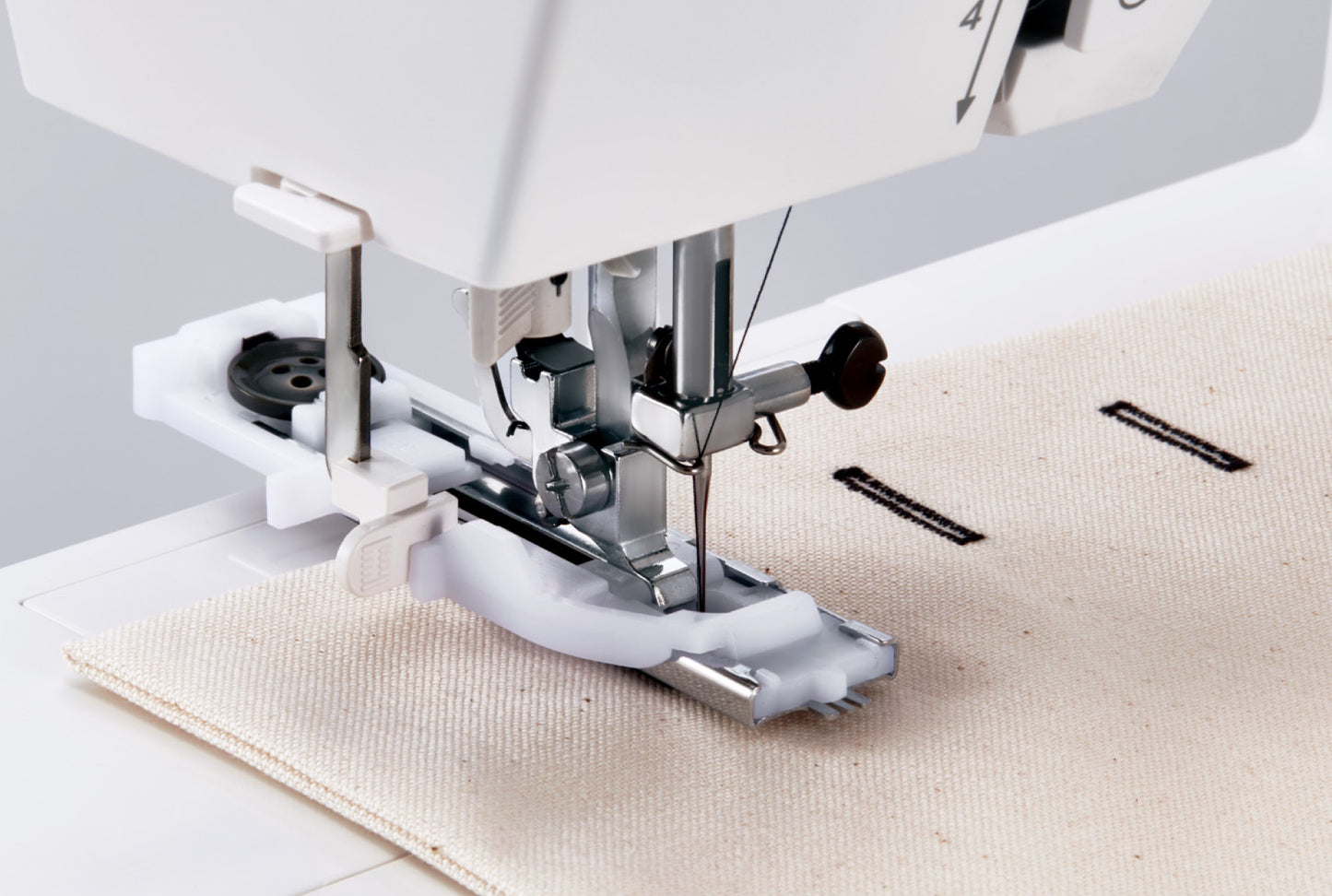 Janome 1522 sewing machine Red - NEW