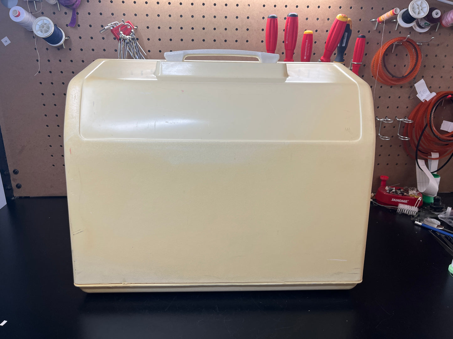 Kenmore 158.10692 Sewing Machine (Used)