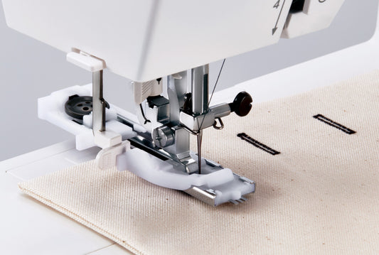 Janome 1522 sewing machine Red - NEW