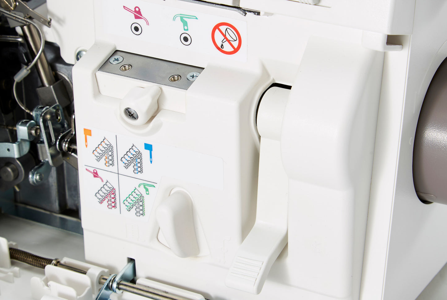 Janome Airthread AT2000D Serger - SALE + FREE SHIPPING