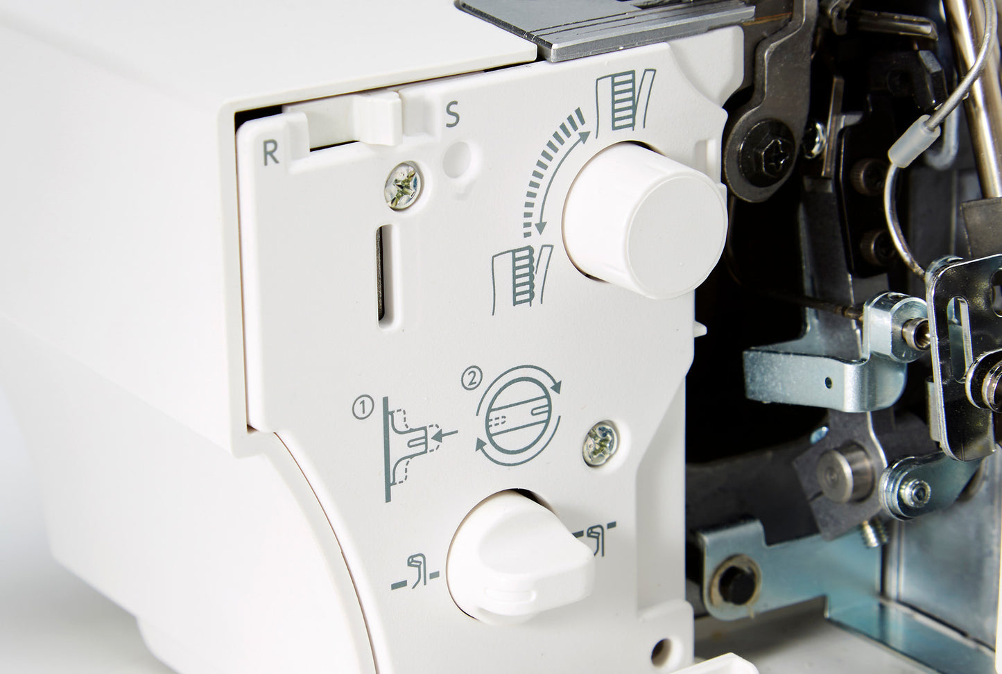 Janome Airthread AT2000D Serger - SALE + FREE SHIPPING