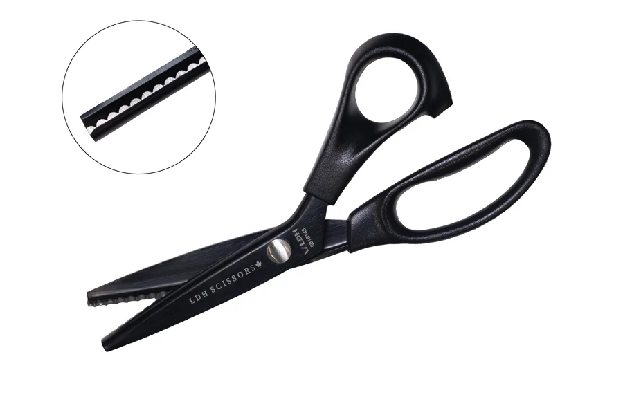LDH - Scalloped Pinking Shear Lightweight (Midnight Edition)